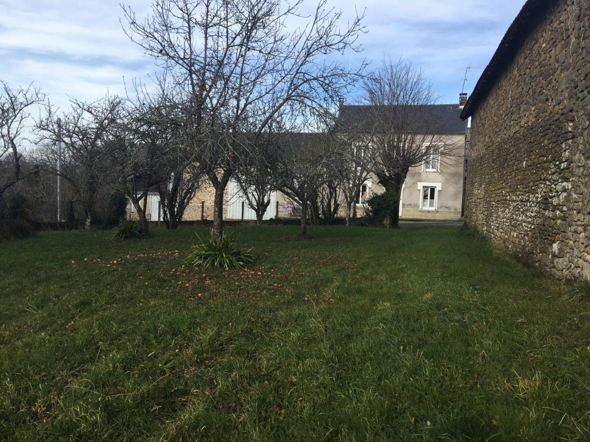 Bed and Breakfast La Mirabelle Saint-Pierre-de-Fursac Exteriér fotografie