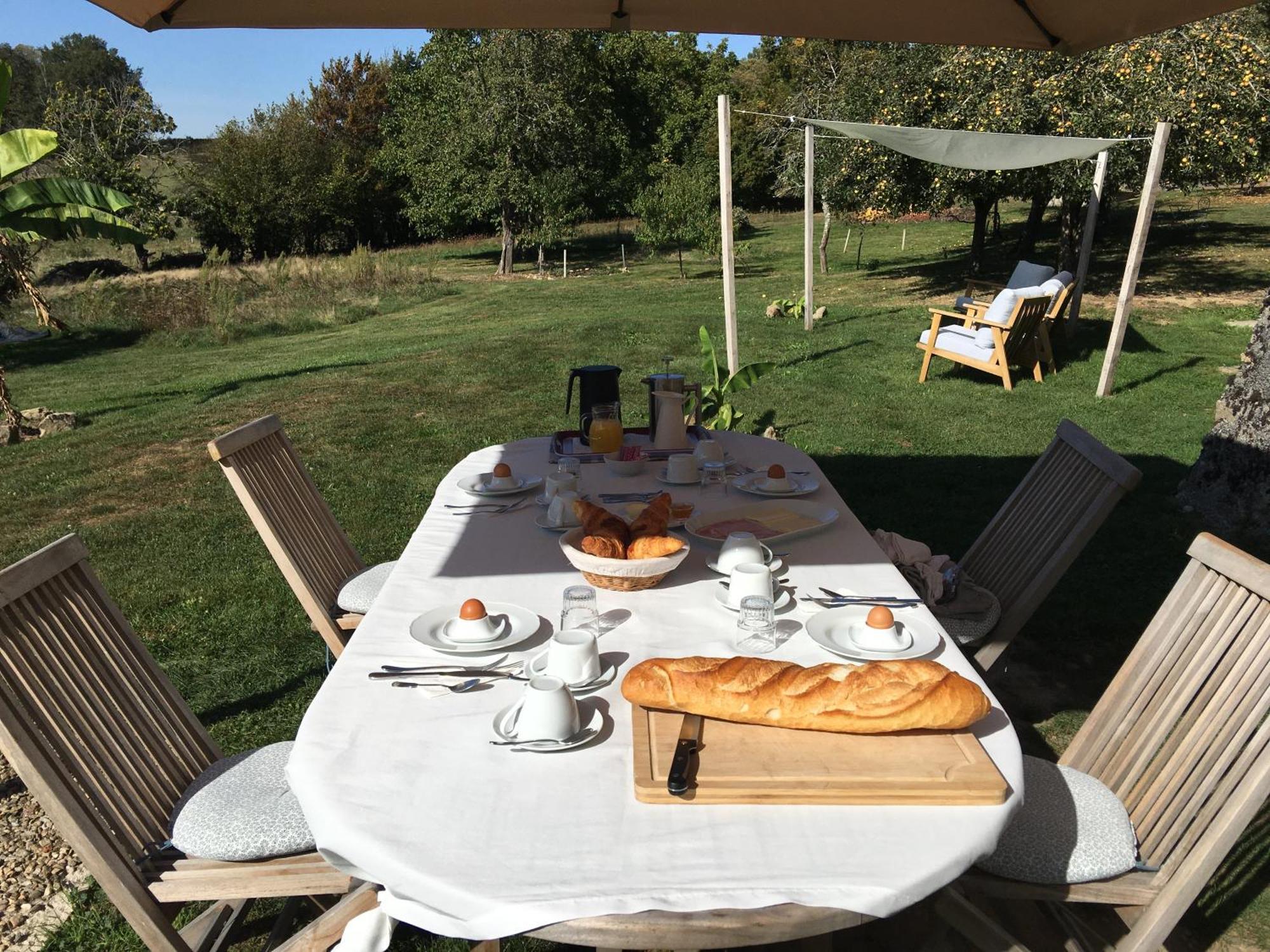 Bed and Breakfast La Mirabelle Saint-Pierre-de-Fursac Exteriér fotografie