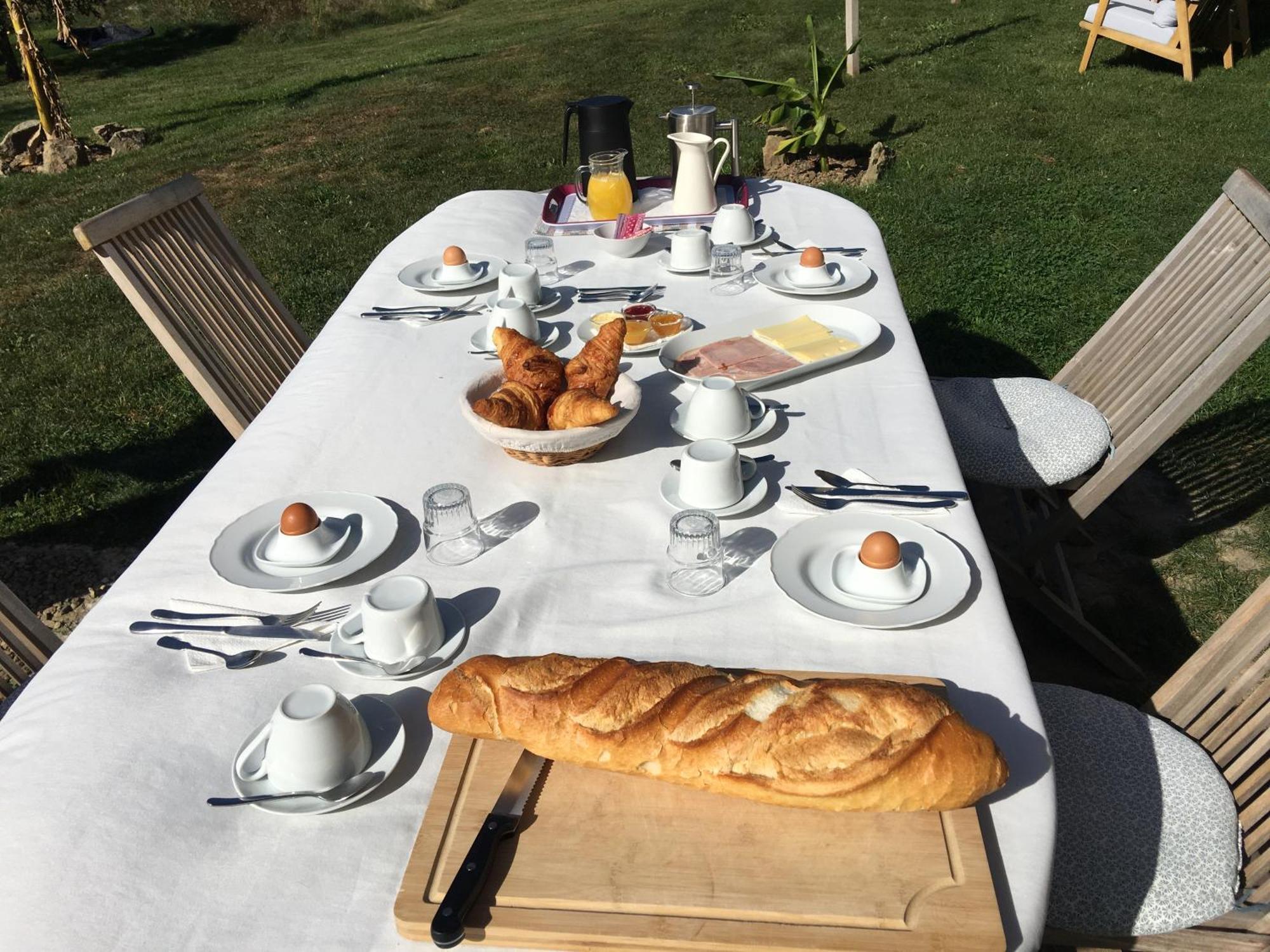 Bed and Breakfast La Mirabelle Saint-Pierre-de-Fursac Exteriér fotografie